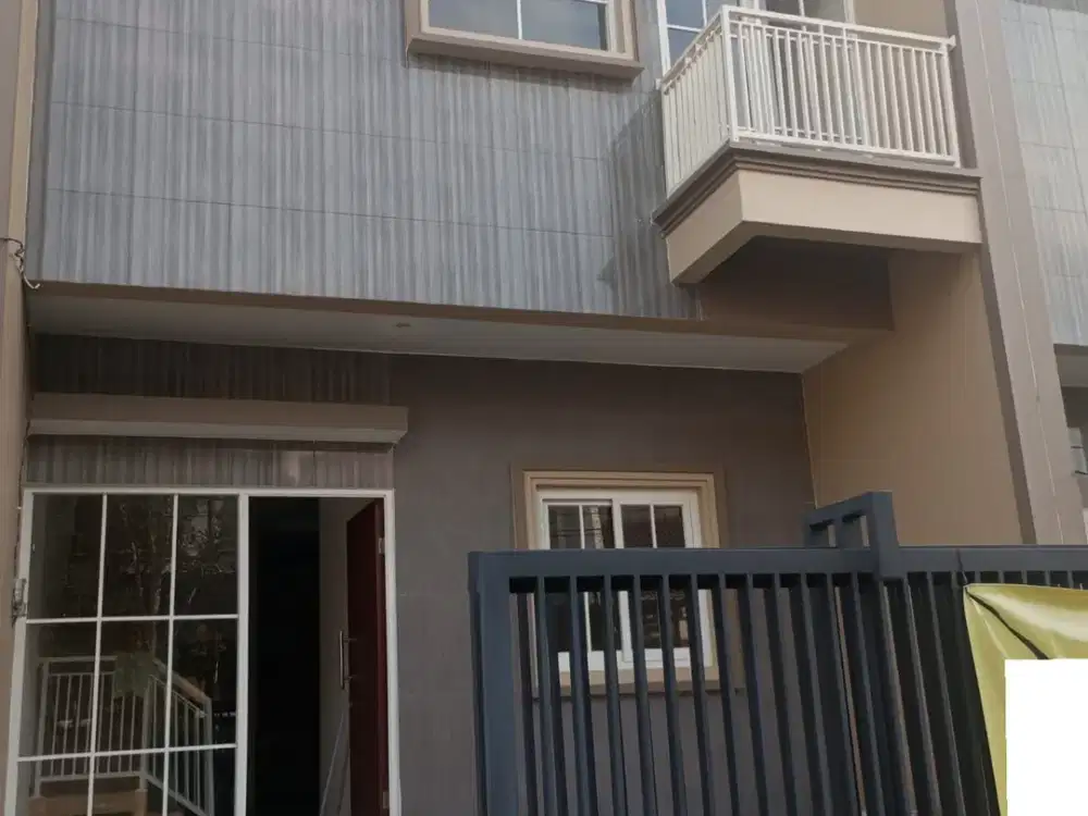 DEKAT KAMPUS ITS Rumah 2 Lantai Mulyosari Surabaya Bangunan Baru