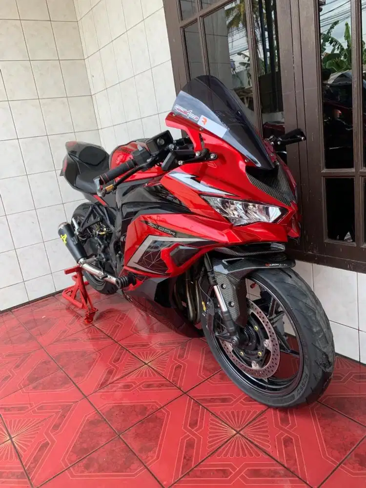 ZX25R 2023 MERAH