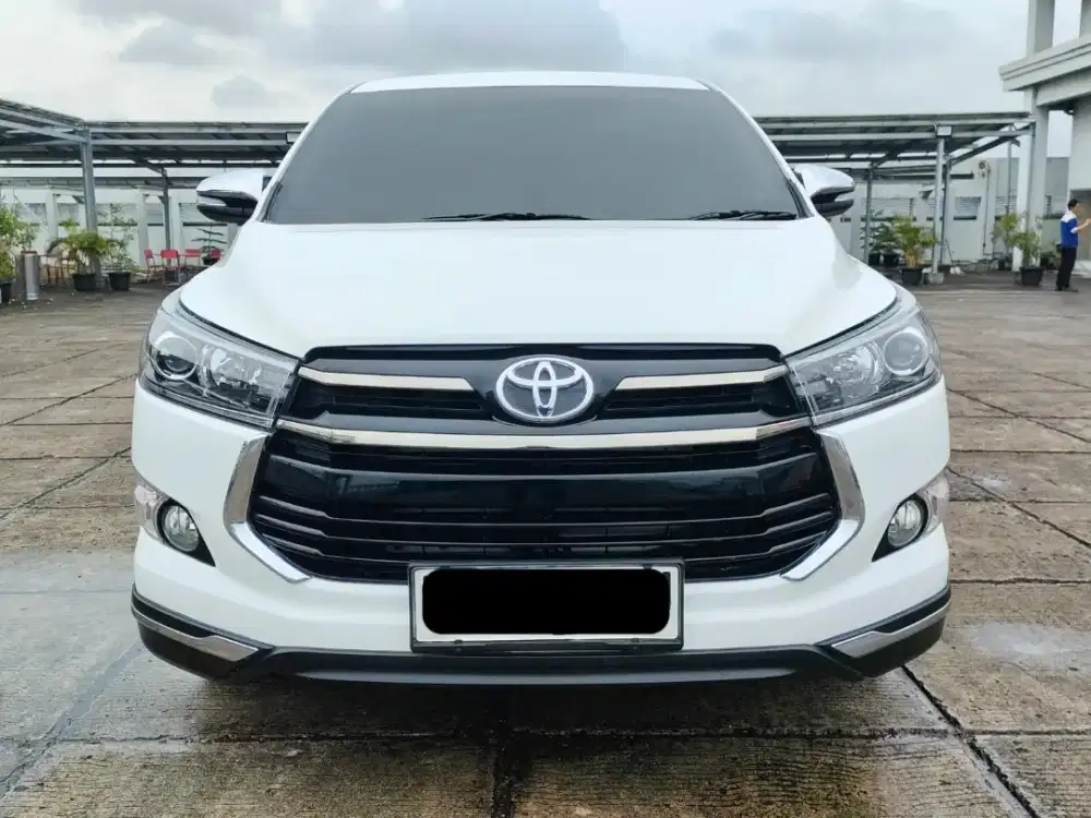 KIJANG INNOVA VENTURER 2.4 2017 DIESEL MATIC