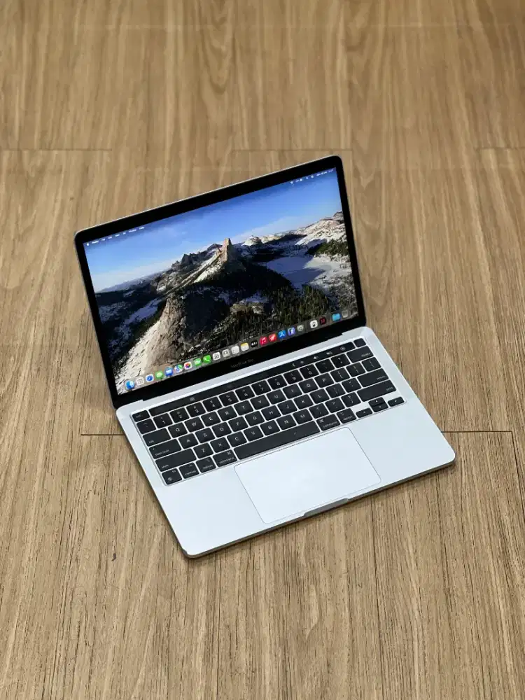 MacBook Pro M1 2020 13inch 8/512
