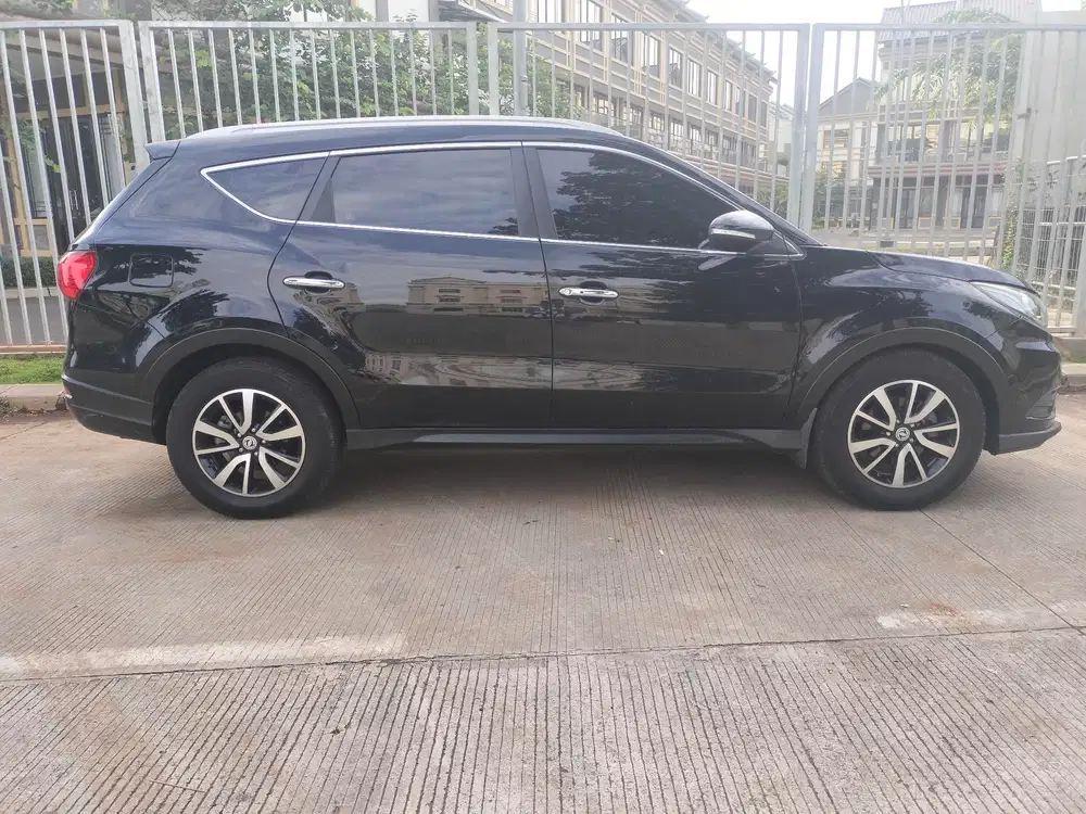 DFSK Glory 580 2018 Bensin