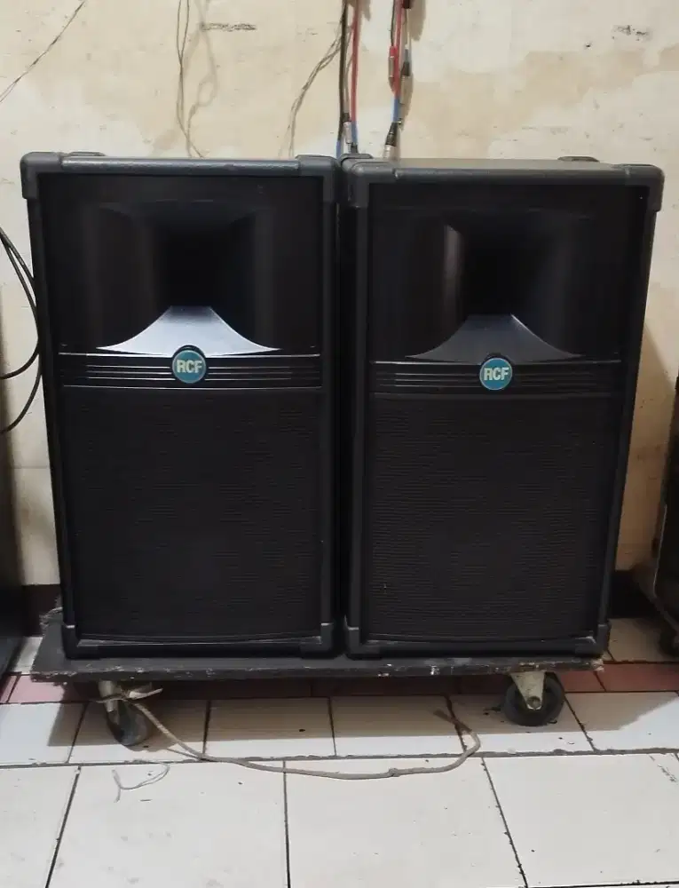 Speaker RCF PFR 121