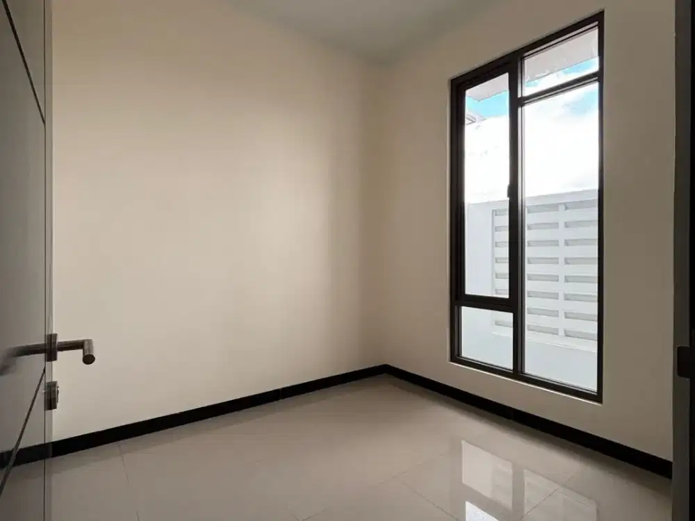 Disewakan Rumah Nyaman siap Huni Minimalis Lokasi di Taman Kopo Indah 5 Cluster Gardenville Bandung