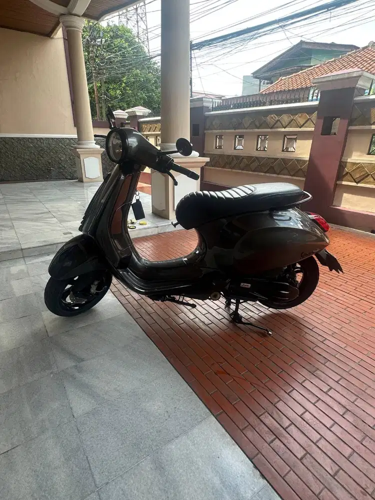 DIJUAL CEPAT  Vespa Primavera 150 i-Get ABS 2018