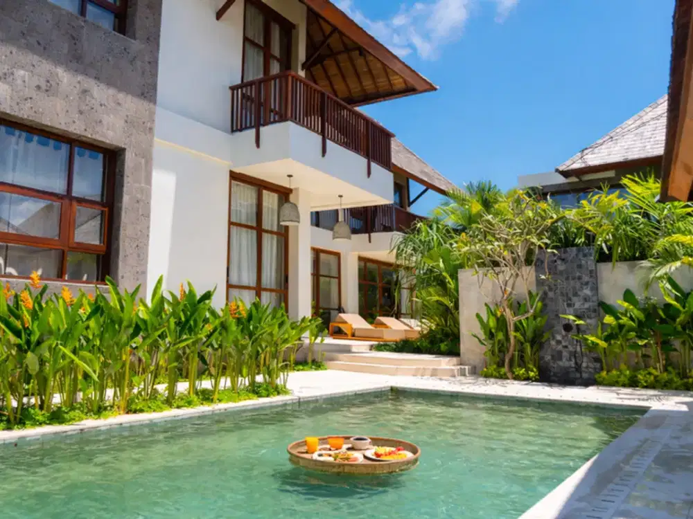 Leasehold - Elegant 6-Bedroom Luxury Villa with Private Pool in Nyanyi, Tabanan, Bali