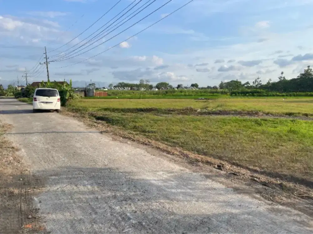 Di Jalan Godean KM.7 Tanah Dekat Kota Jogja