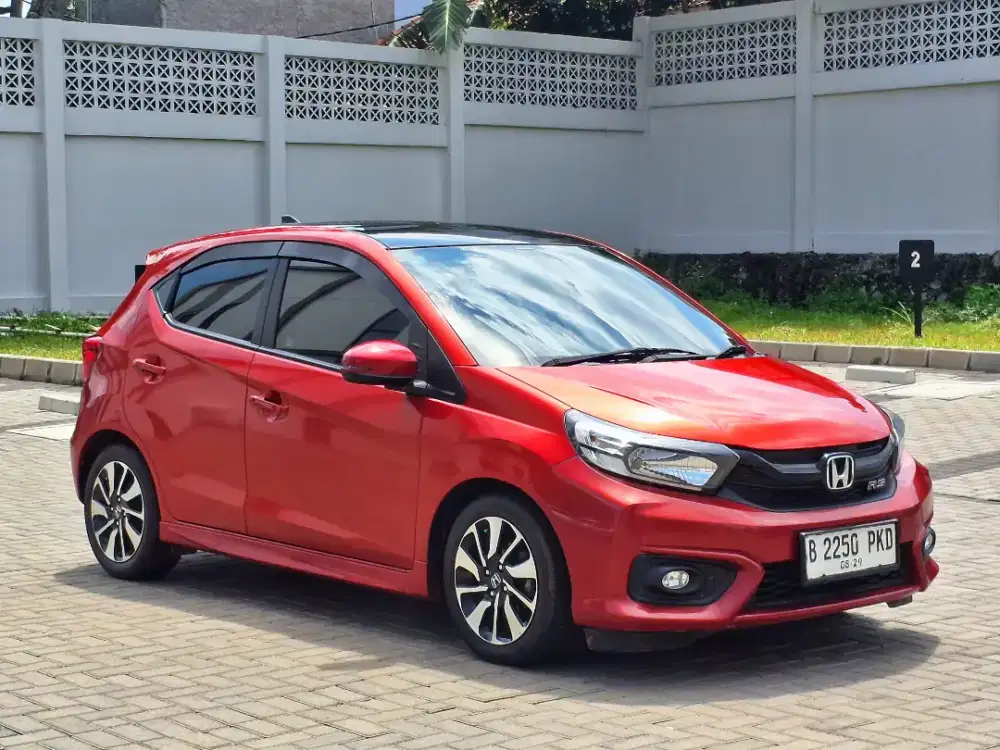 Honda Brio RS 1.2 At 2019
Warna Orange Metalik
Km 72 Rb Service Record