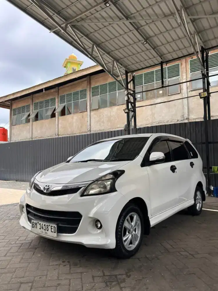 Veloz matic 2014 avanza