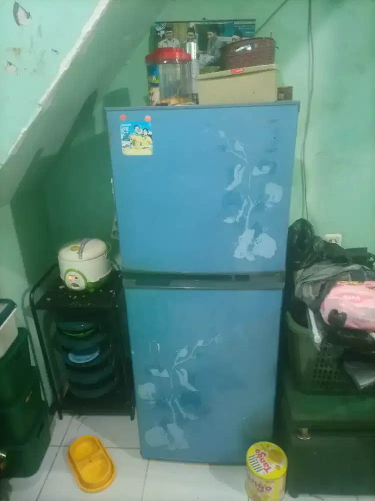 Kulkas 2 pintu sharp