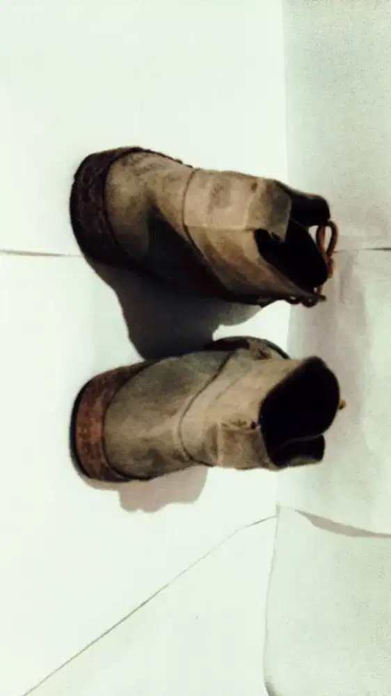 Sepatu Pria AIR WALK