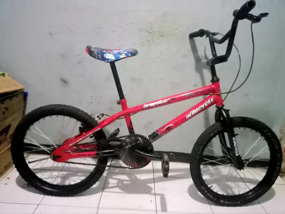 Di jual sepeda BMX merk WIMCYCLE ring 20