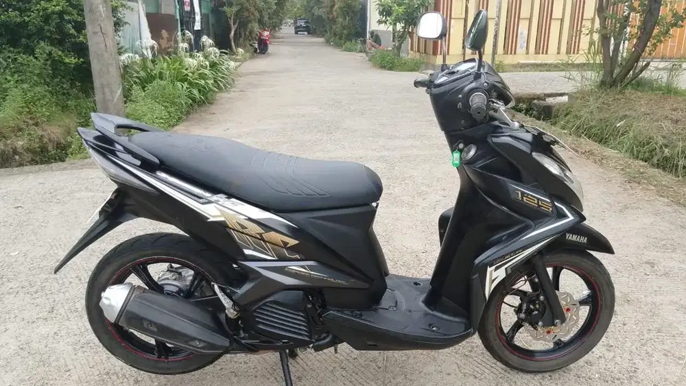 58@: PAJAK ON F KAB YAMAHA XEON RC HITAM