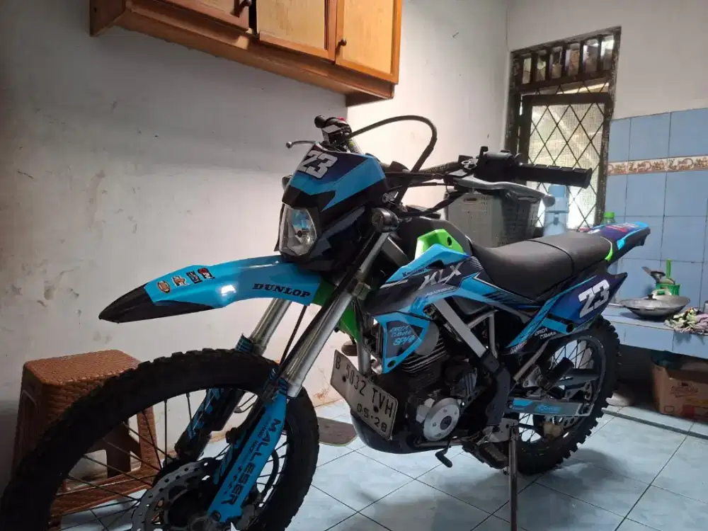KAWASAKI KLX 150 TAHUN 2017 MESIN OK