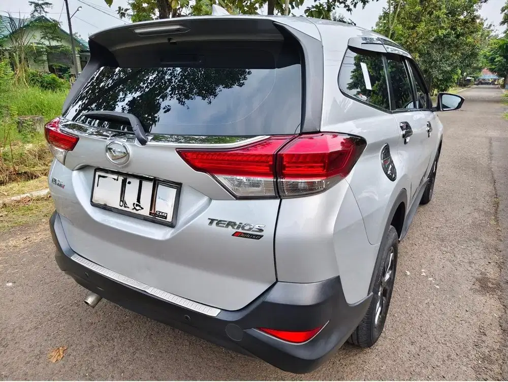 Daihatsu Terios X Deluxe