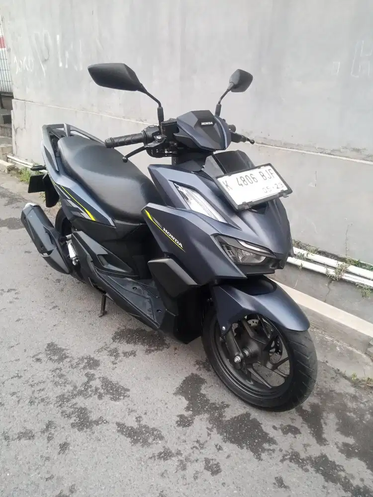 Vario 160 CBS 2024 Biru Dob
