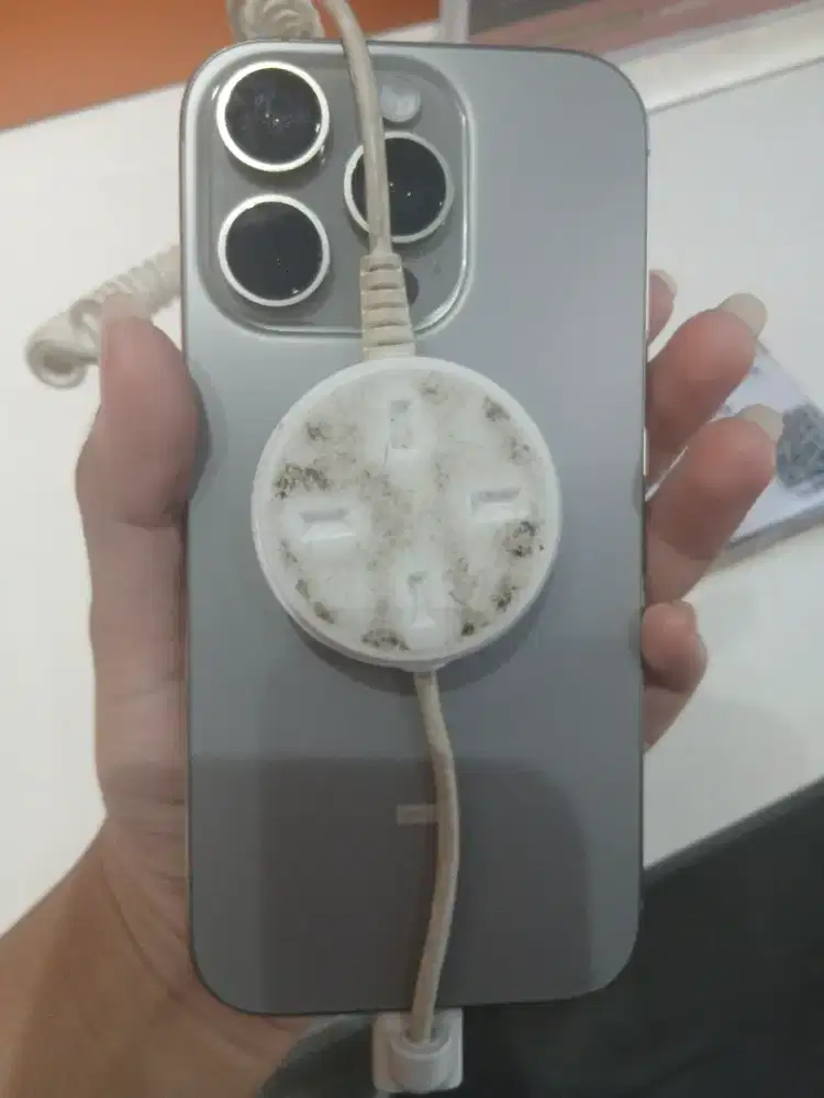 CICILAN IPHONE 16 PRO