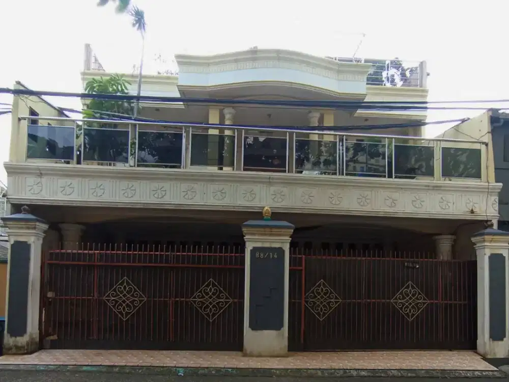 Turun Harga Dijual Cepat Rumah  di komplek DKI pondok Kelapa, Aman, Nyaman dan Strategis