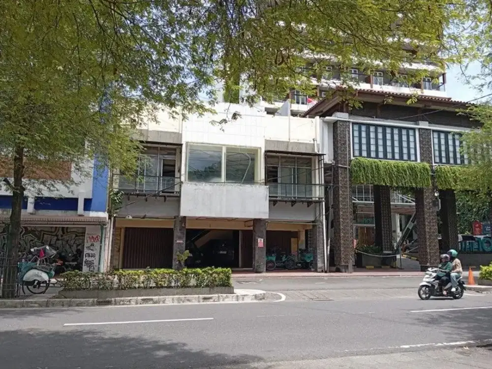 Ruko Premium 3 Lantai + Rooftop, Dekat Tugu & Malioboro
