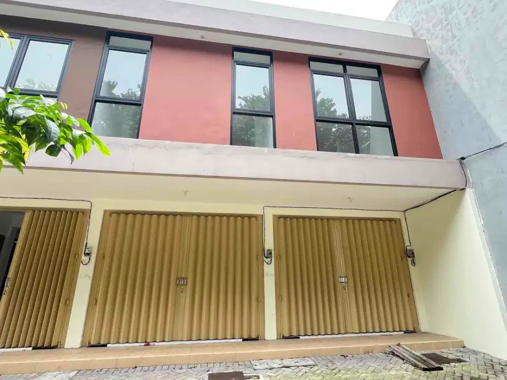 Ruko Baru 2 Lantai di Manyar Surabaya Timur Strategis Siap Pakai Dekat Pusat Kota