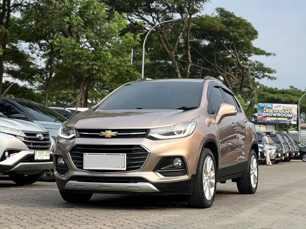 [ TERAWAT ] CHEVROLET TRAX TURBO 1.4 LTZ AT MATIC 2017 COKLAT