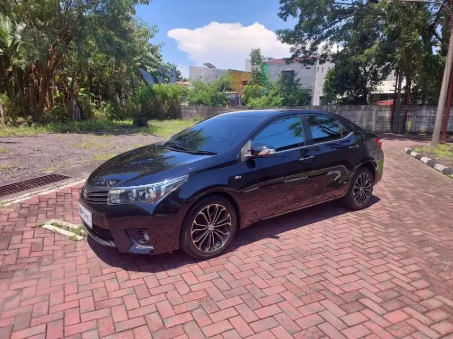 DP MURAH Corolla Altis 1.8 V Bensin Matic 2016 AEZ