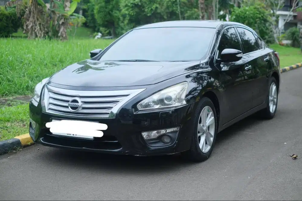 mobil sangat nyaman cocok dipakai sehari - hari