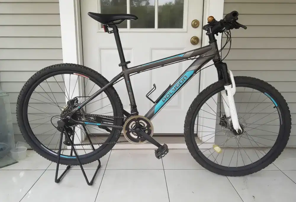 Sepeda gunung MTB polygon monarch 4 Alloy