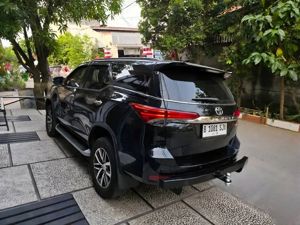 Toyota Fortuner VRZ Diesel Solar Matic AT Tahun 2018 Hitam , 2017