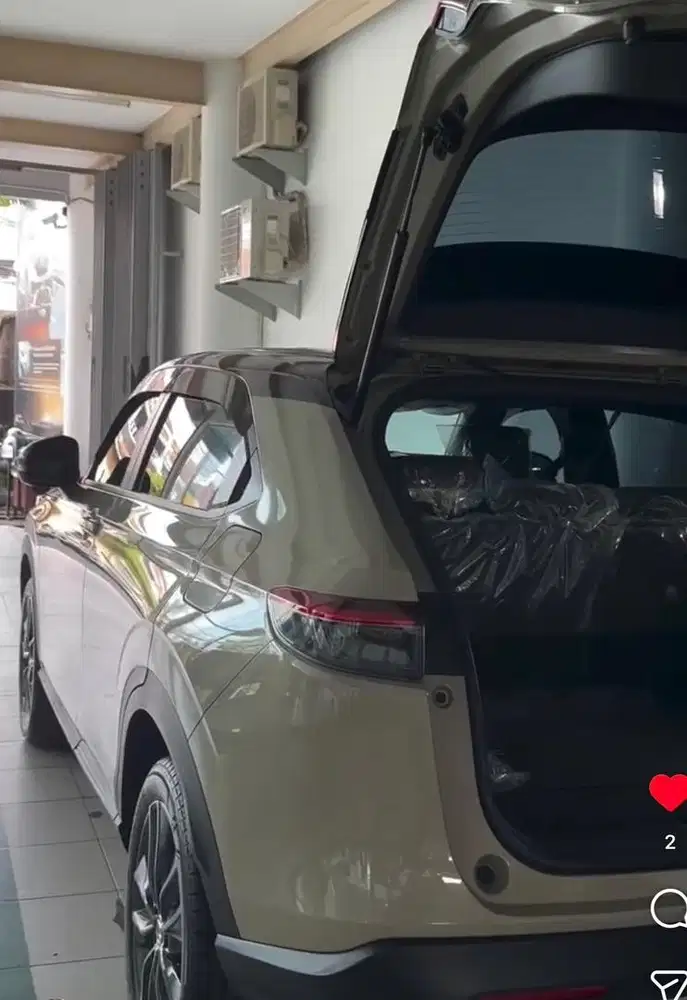 Velg Racing R20 + Ban 245/45 ZR20 Mulus Siap Pakai HRV CRV Xpander