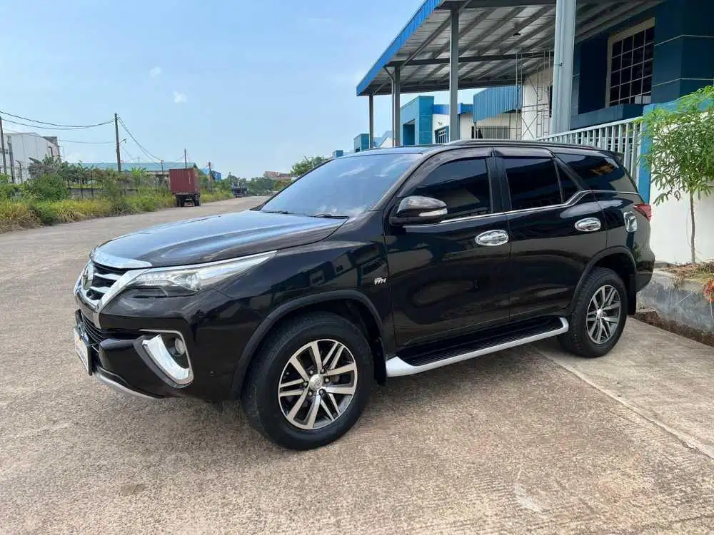TOYOTA FORTUNER SRZ AT 2017