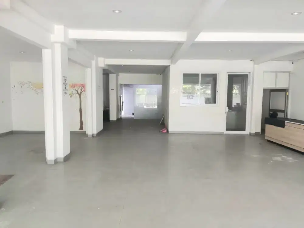 Disewakan Bangunan Komersial Undaan Surabaya