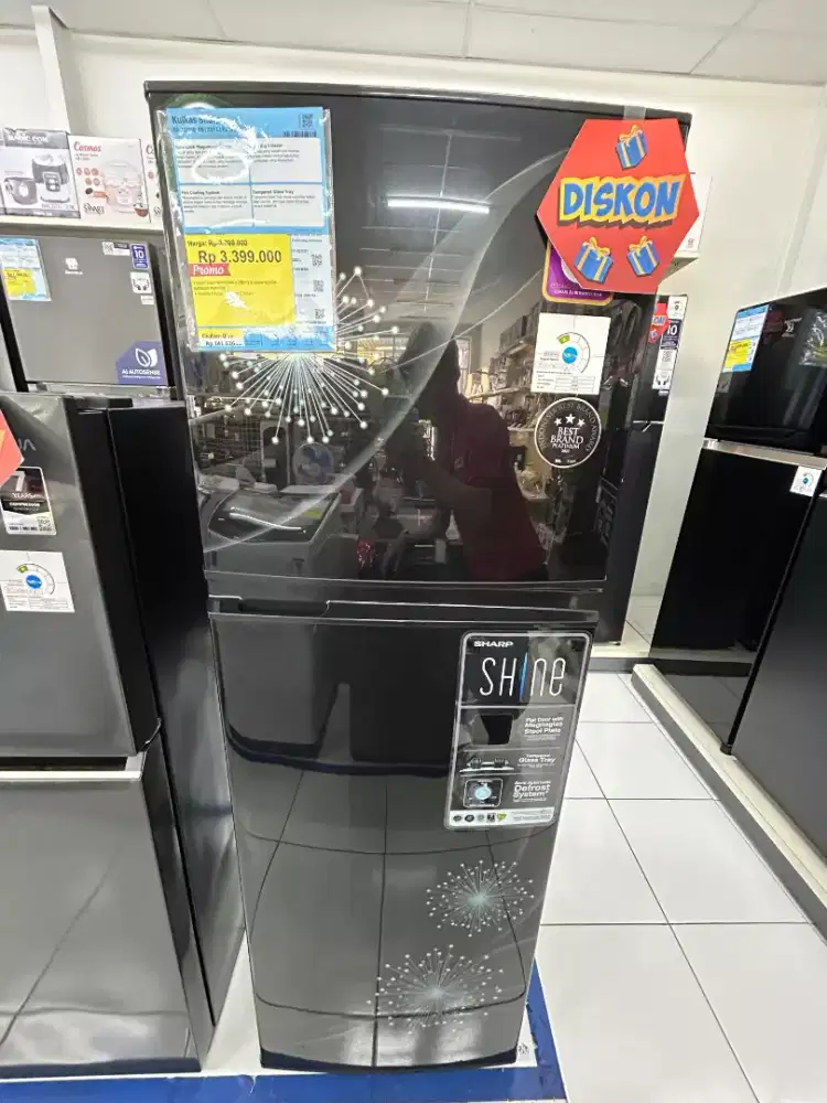KULKAS SHARP 237L