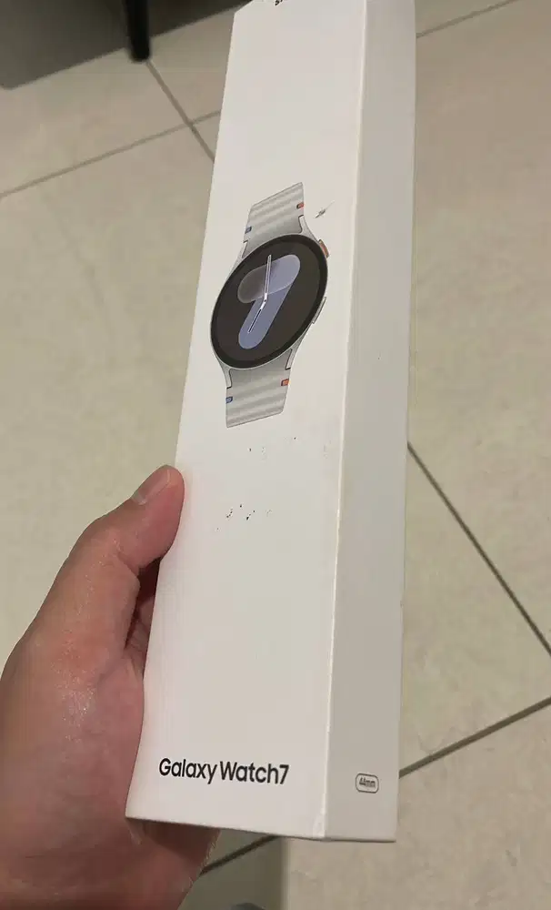 Galaxy Watch 7 (BNIB)