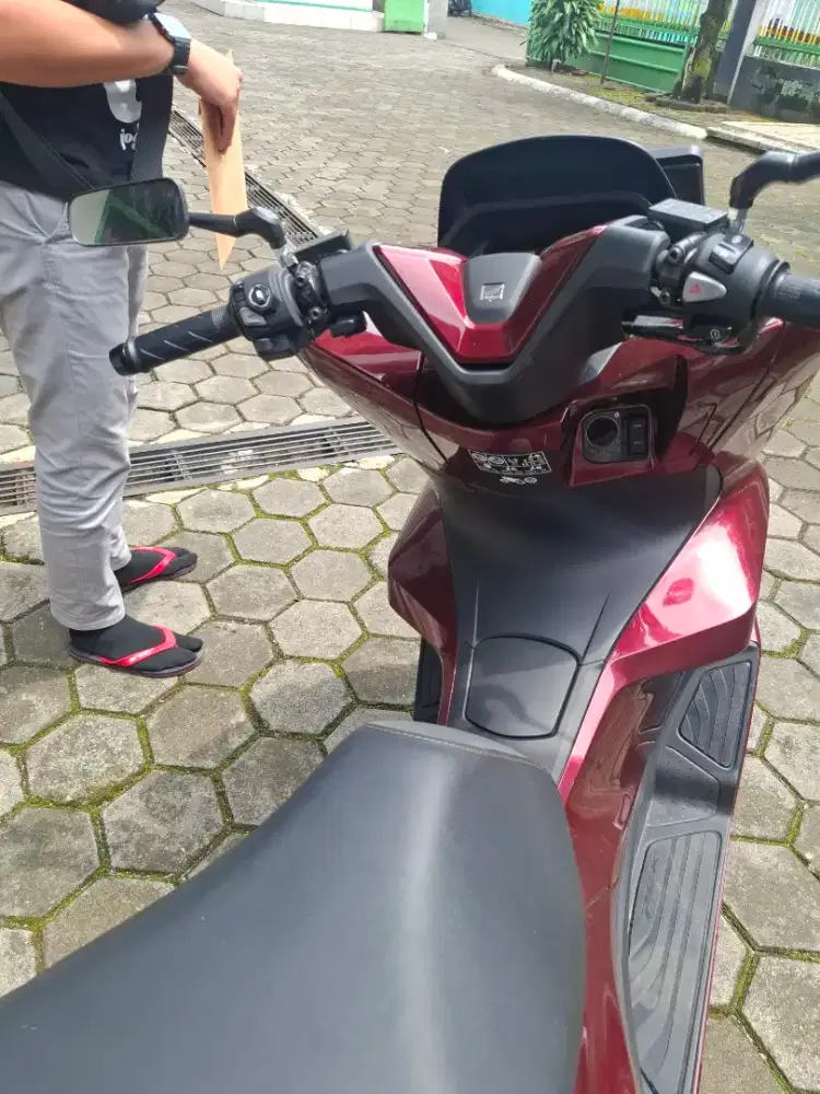 Motor Honda PCX roadsync 2025