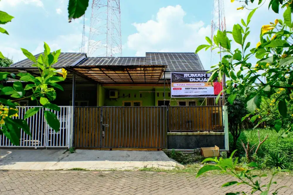 Dijual Cepat Rumah 2 Kamar Tidur 2 Kamar Mandi, Teras Luas