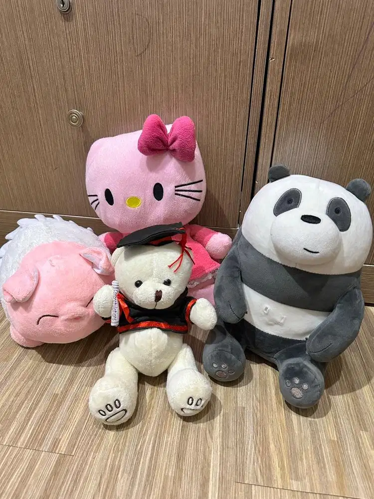 Boneka bekas masih bagus