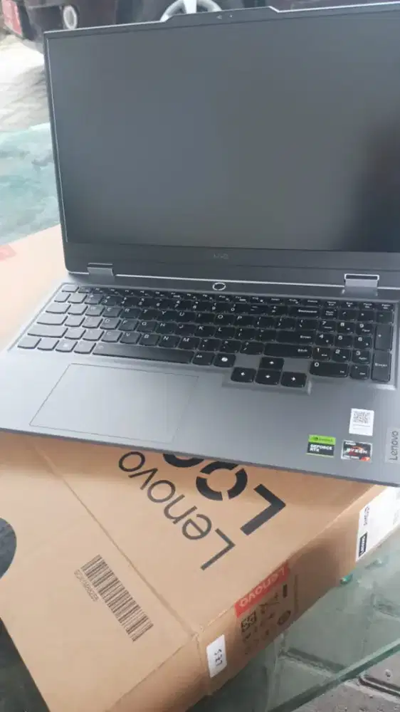 Leptop Lenovo 15