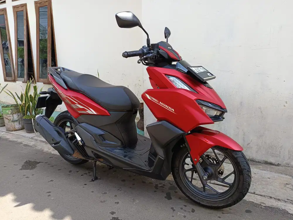 Honda vario 160 cbs 2023 lengkap mesin halus