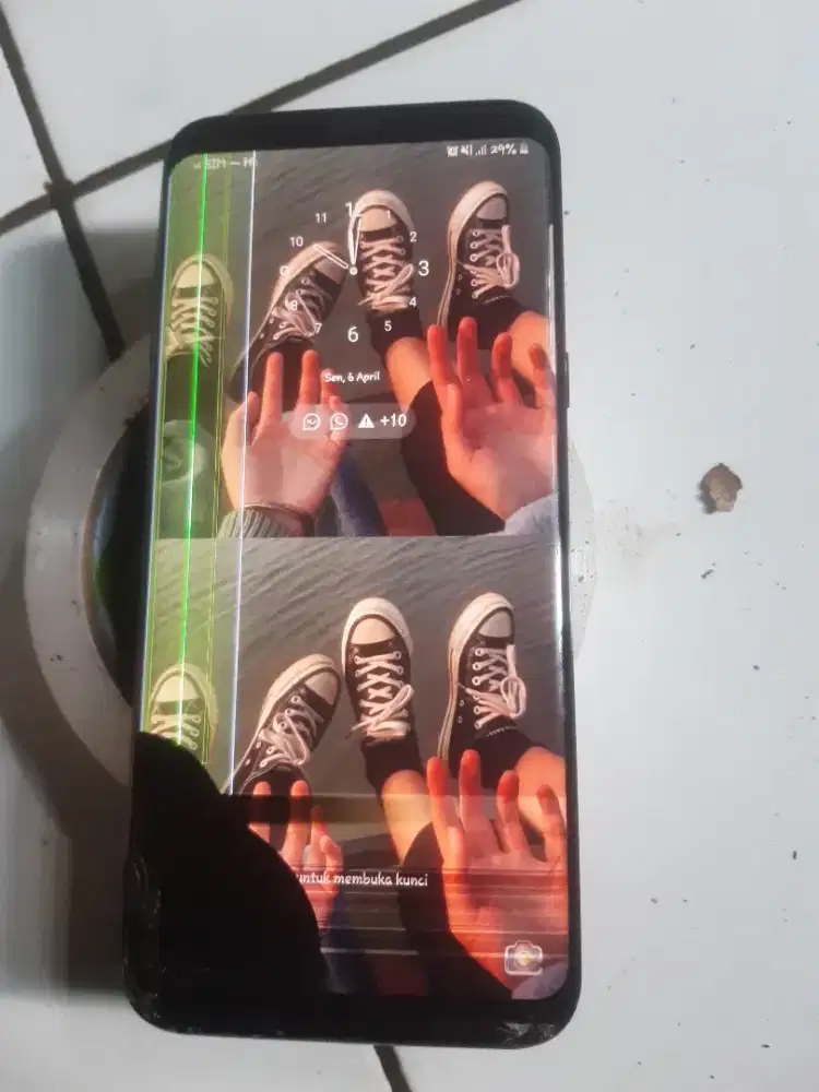 Samsung s8 plus minus