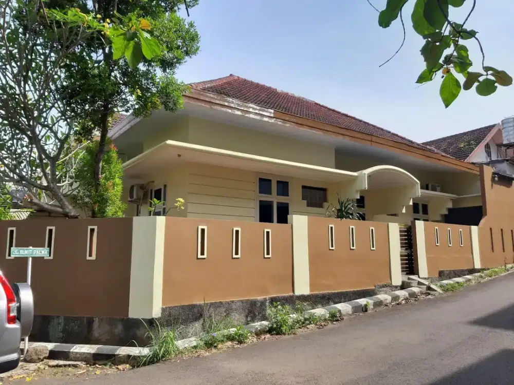 Rumah Siap Huni dan Nyaman Daerah Bukit Sari Semarang - 6646