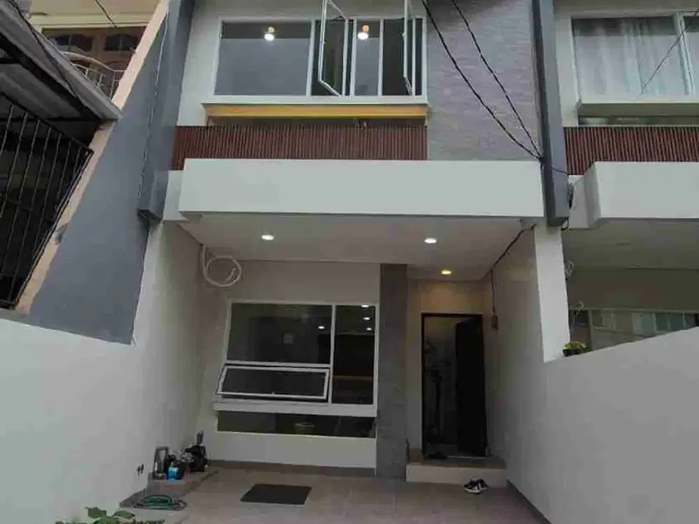 Rumah Baru 3 Lantai Duri Kepa Jakara Barat