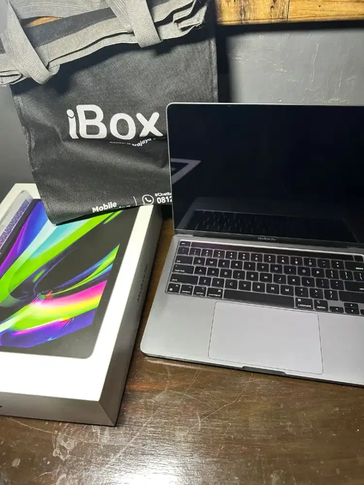 Macbook pro m2 13 inc 8/256