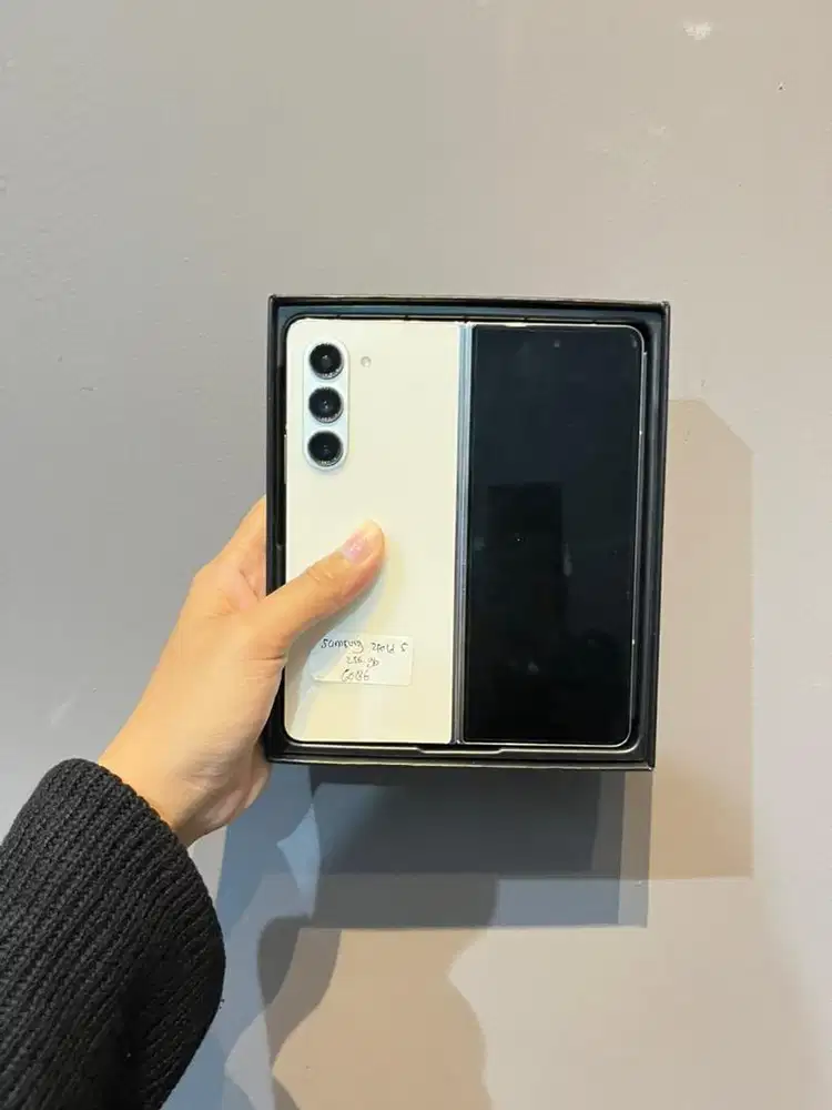 SAMSUNG GALAXY ZFOLD 5 512