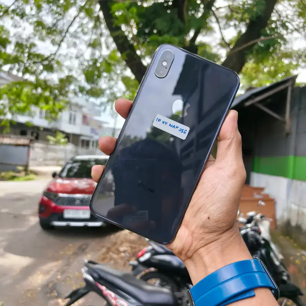 Iphone xs max 256GB inter all operator lengkap mulus normal