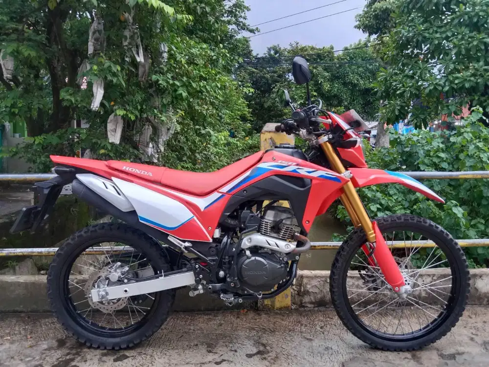 Honda Crf 150 th 2024 bisa cash/kredit & tt