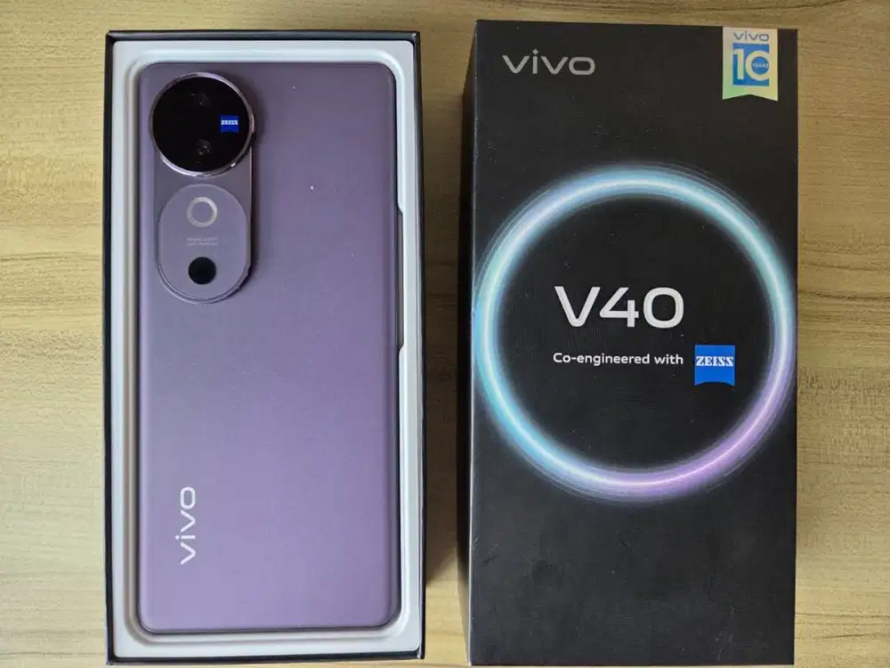 Vivo V40 5G Chrome Purple 12/256 50MP ZEISS Ultra Wide-Angle Camera