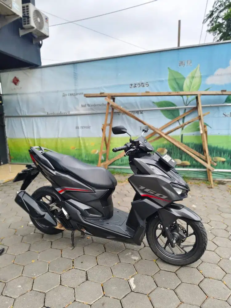 Honda Vario 160 Tahun 2023