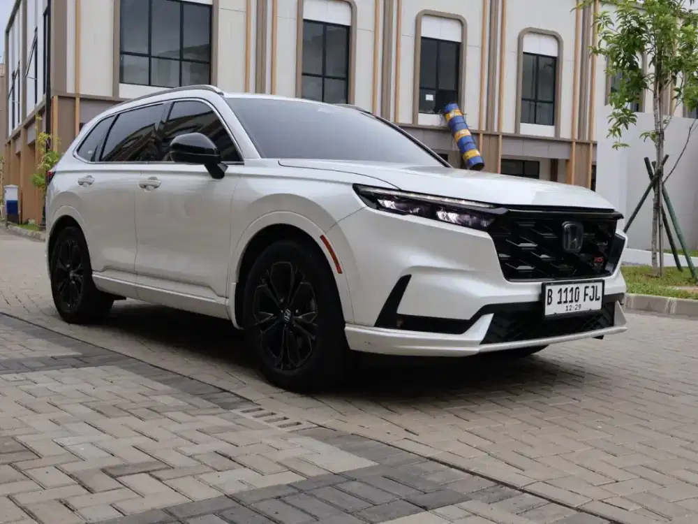LOW KM_Honda CR-V 2.0 RS Hybrid/METIC 2024 Putih
