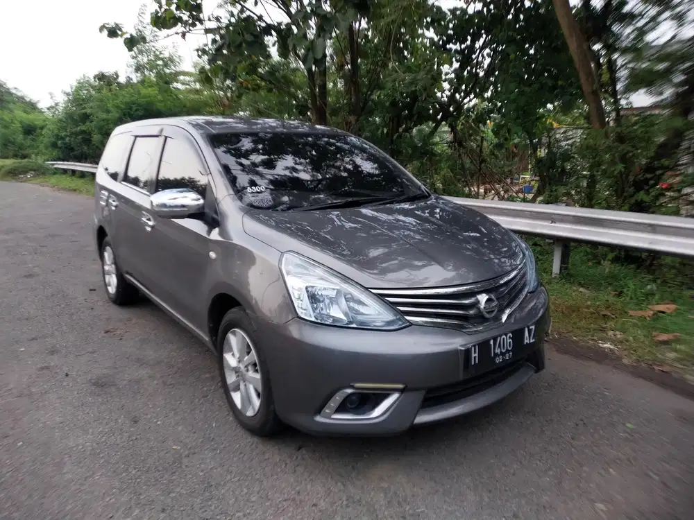 Nissan Grand livina 2014 Bensin