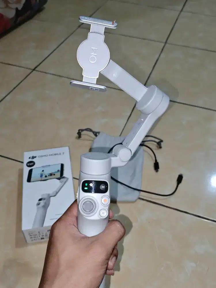 DJI Osmo mobile f7 basic